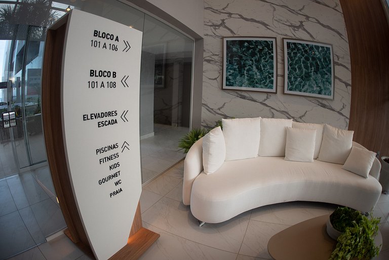 Apto 304A, LUXO 2 suítes, Pé na Areia Branco Haus