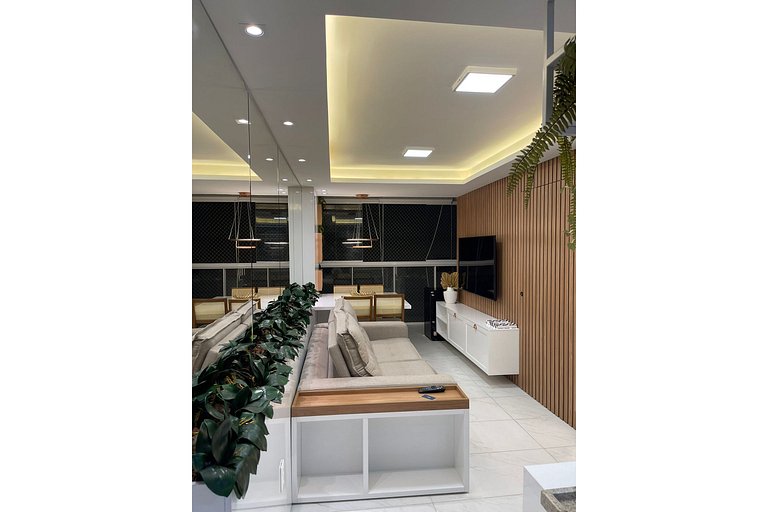 Apto 304A, LUXO 2 suítes, Pé na Areia Branco Haus