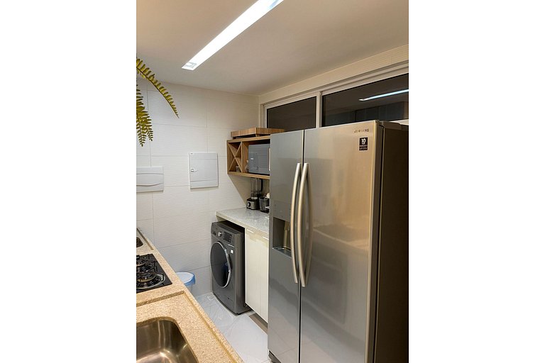 Apto 304A, LUXO 2 suítes, Pé na Areia Branco Haus