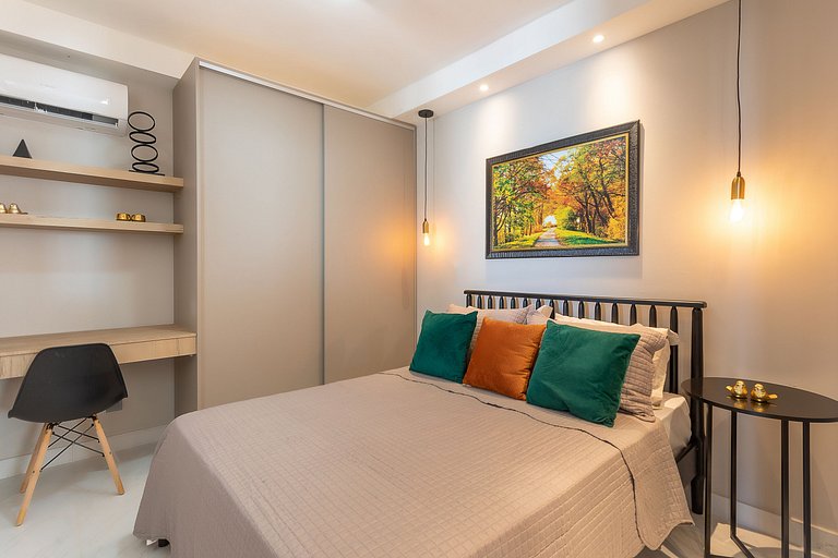 504B Cobertura Luxuosa com Banheira Privada e Vista pro Mar