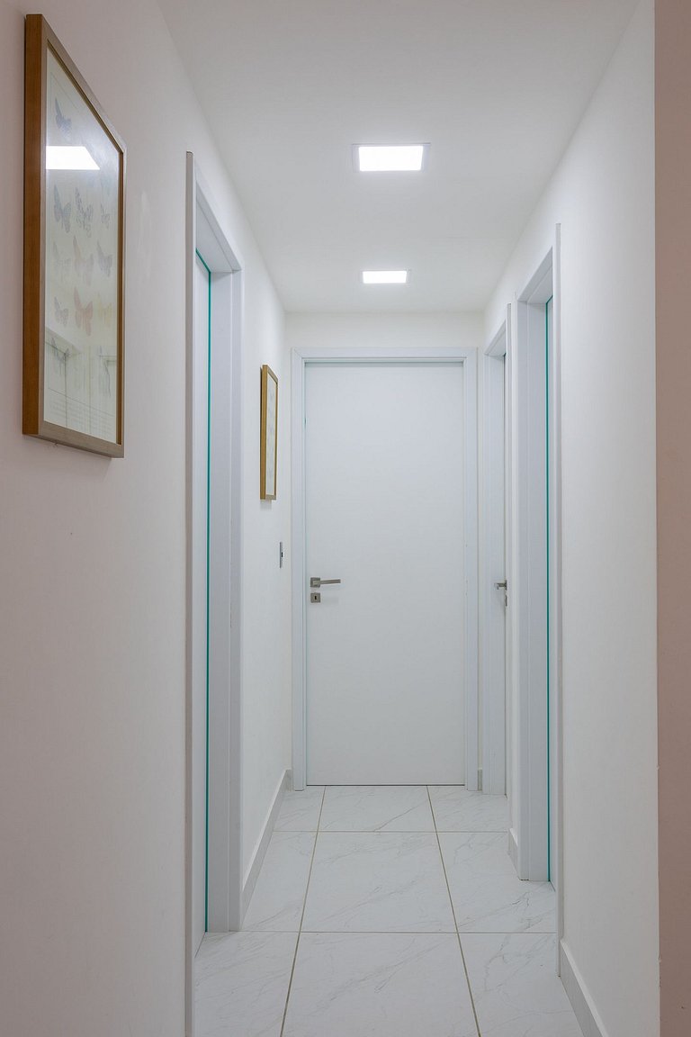 107B 3 Suítes, Piscina Privada Branco Haus by Jess