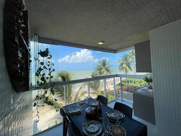 207B - Luxuoso Apto de 3 Quartos - Frente pro Mar no Branco