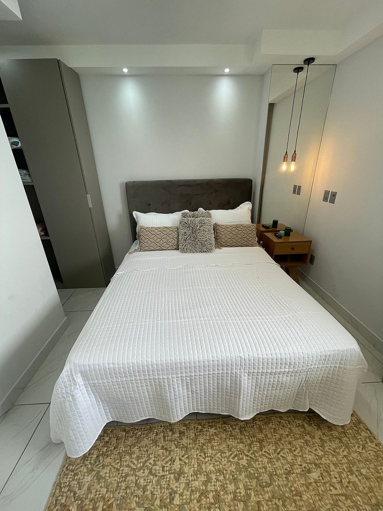 506B - Apto Luxo Branco Haus, 2 suítes e VISTA PRO MAR