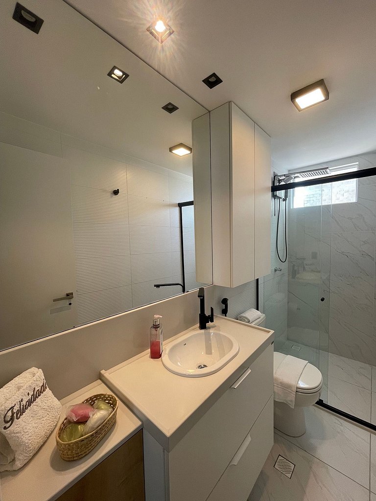 406A - Apto Luxo 2 Suítes - Pé na Areia do Branco Haus