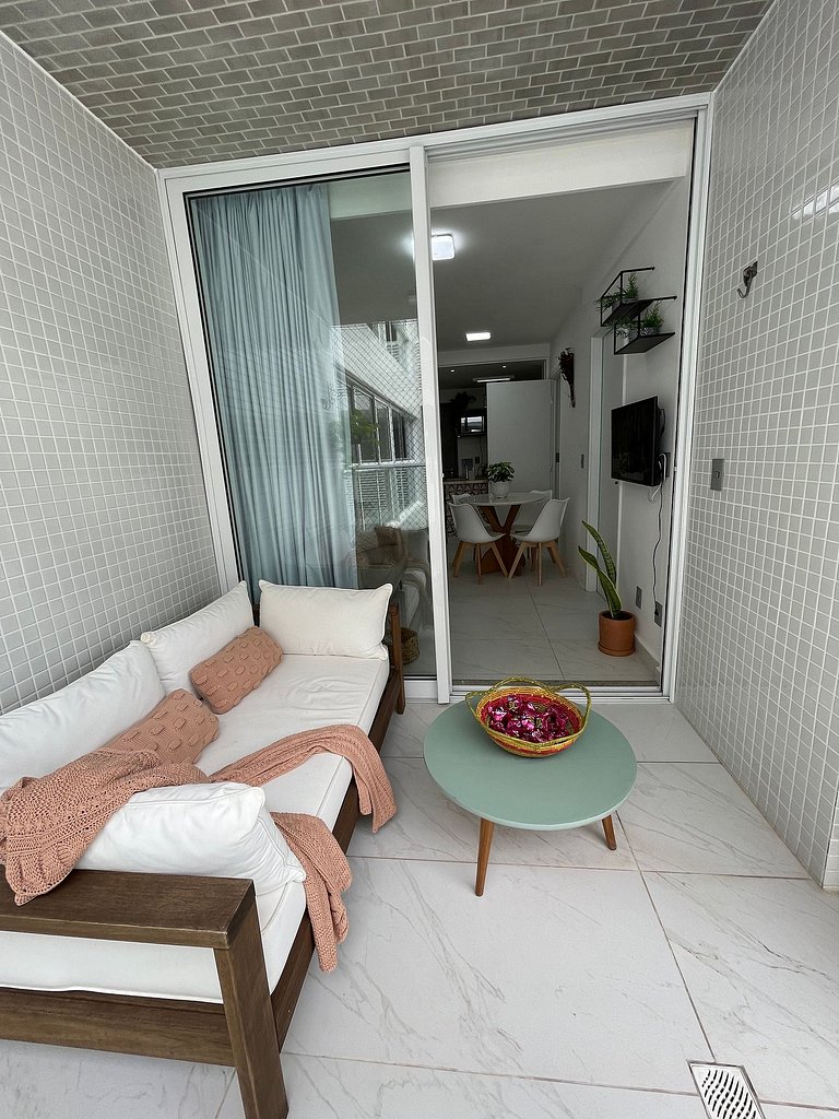 311B·Branco Haus–Elegância, conforto e mar aos pés