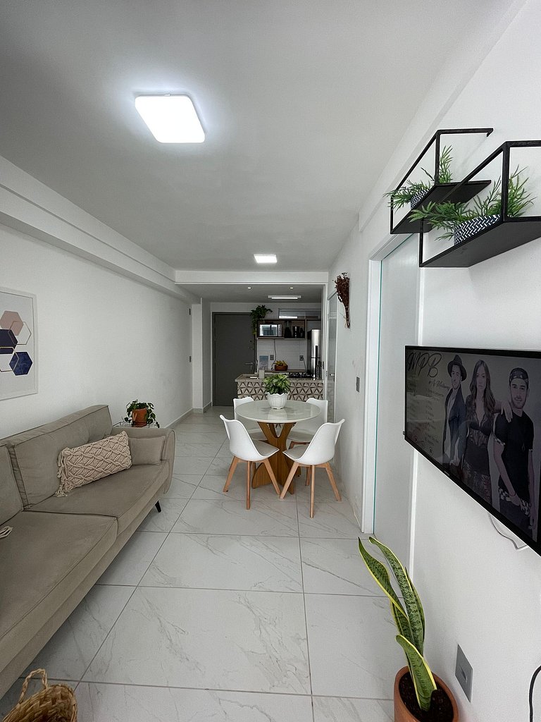 311B·Branco Haus–Elegância, conforto e mar aos pés