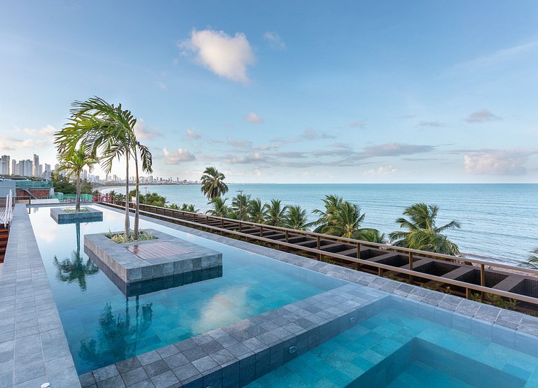 Luxo e Vista Deslumbrante no Melhor de Cabo Branco - 103 Uni