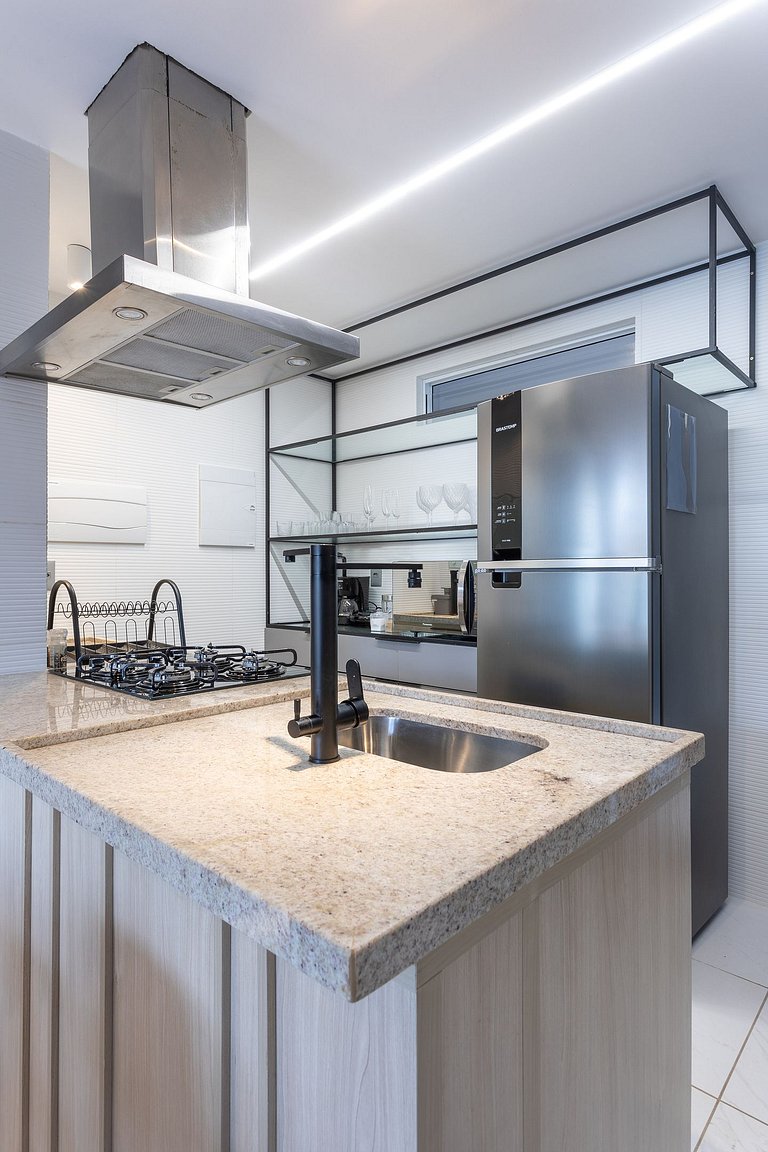 105B - Luxo Garden c piscina - Branco Haus by Jess