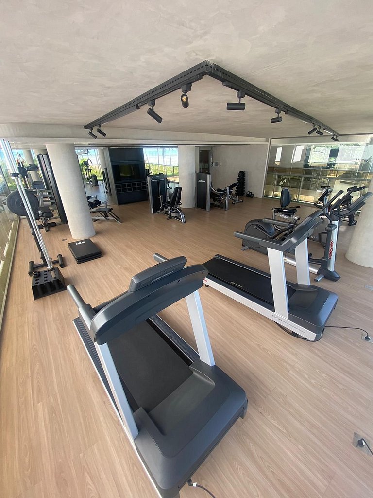 Luxurious Sea Front, Setai Yacht