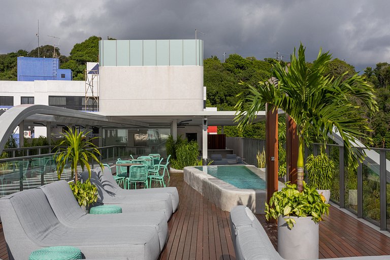 Beira-Mar Luxo, Setai Yacht