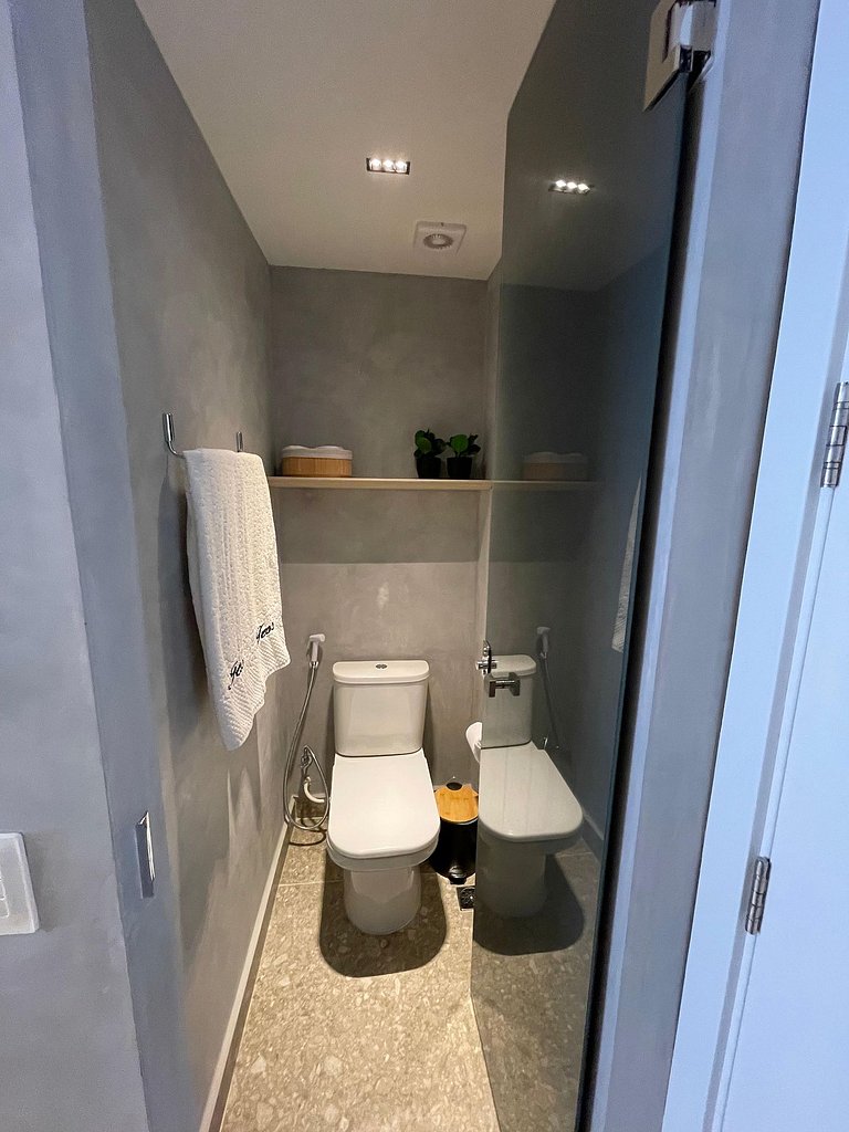 Beira-Mar Luxo, Setai Yacht