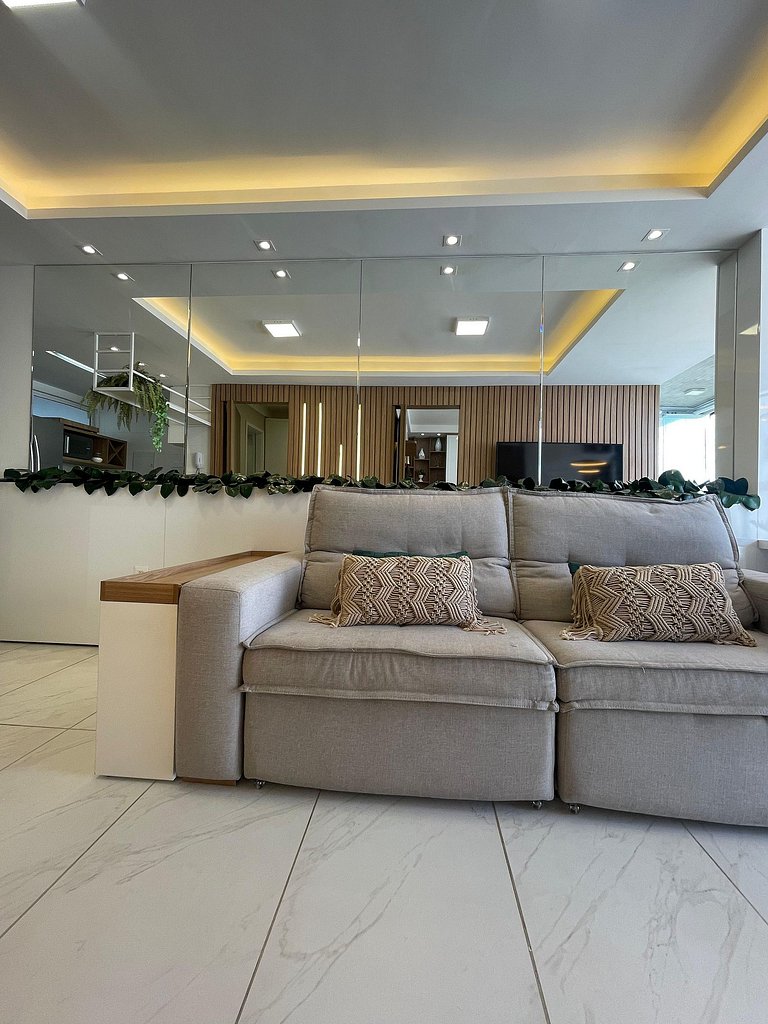 Apto 304A, LUXO 2 suítes, Pé na Areia Branco Haus