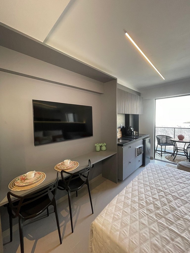 Flat 127 - Alto Padrão Beach Haus - by Jess