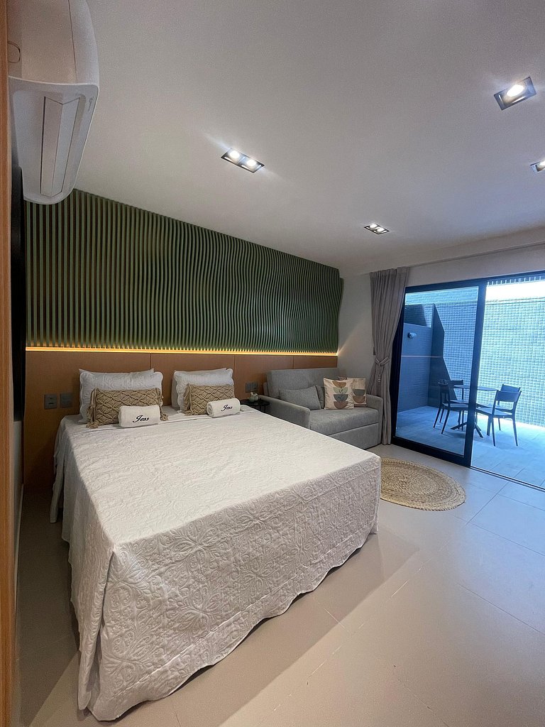 Flat 10 - Alto Padrão Beach Haus - by Jess