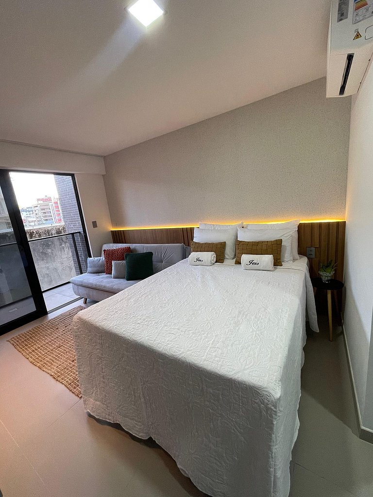 Flat 235 - Alto Padrão Beach Haus - by Jess