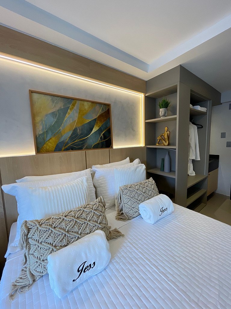 Flat 225- Alto Padrão Beach Haus - by Jess