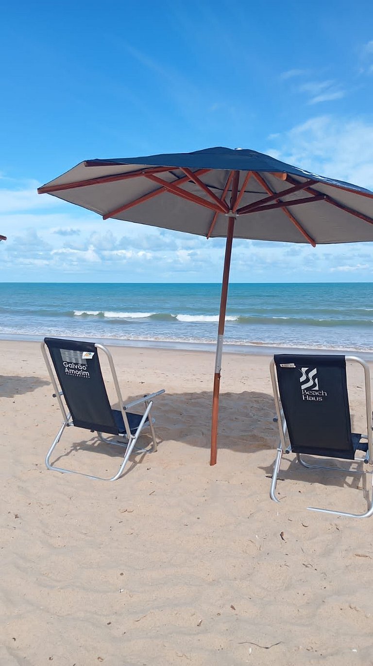 Flat 128 - Alto Padrão Beach Haus - by Jess