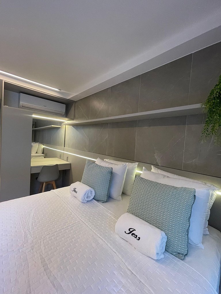 Flat 125- Alto Padrão Beach Haus - by Jess