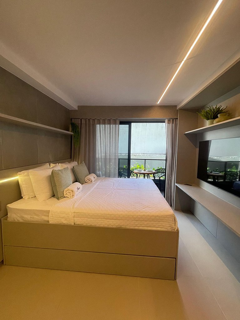 Flat 125- Alto Padrão Beach Haus - by Jess