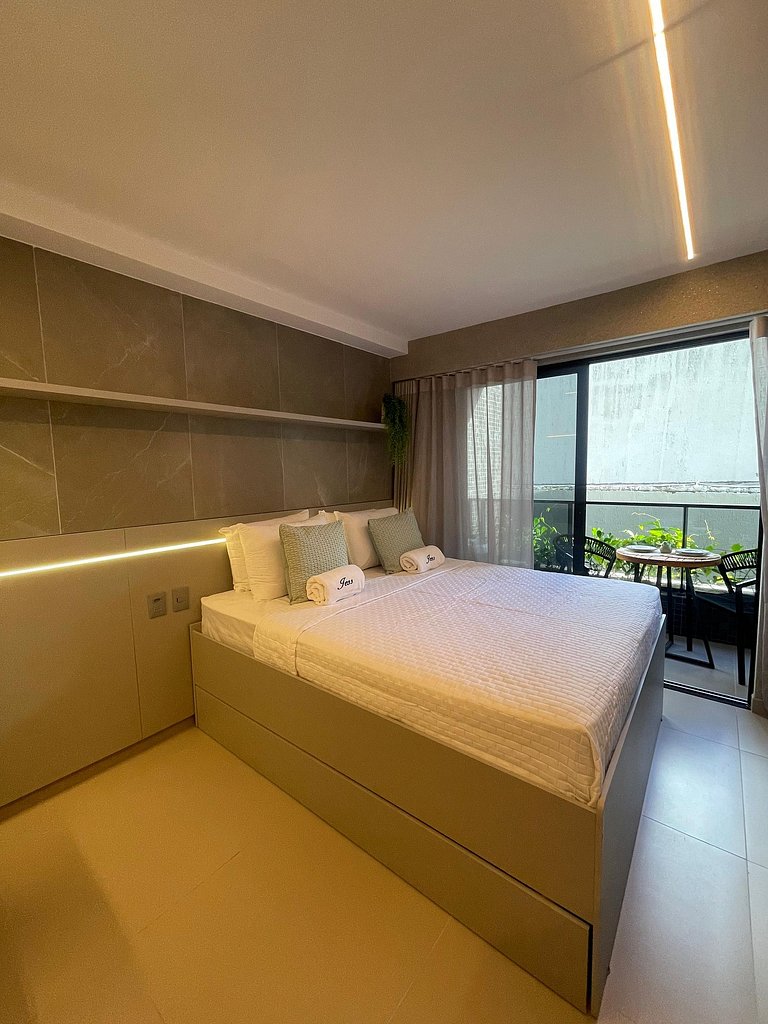 Flat 125- Alto Padrão Beach Haus - by Jess