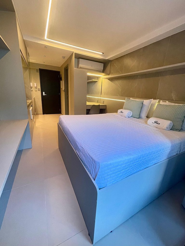 Flat 125- Alto Padrão Beach Haus - by Jess