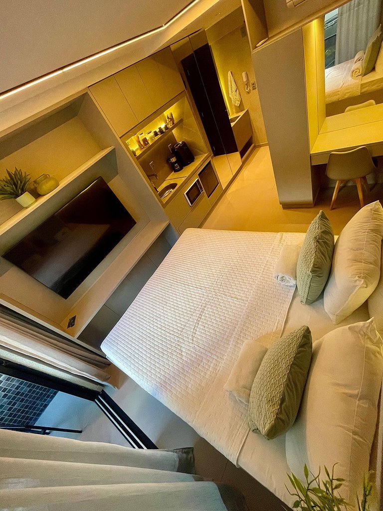 Flat 125- Alto Padrão Beach Haus - by Jess