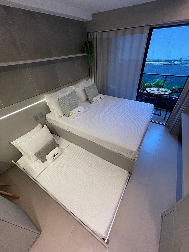 Flat 125- Alto Padrão Beach Haus - by Jess