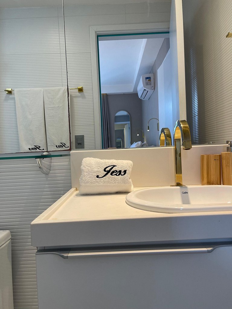 510B - Branco Haus Apto Luxo 2 suites e Banheira