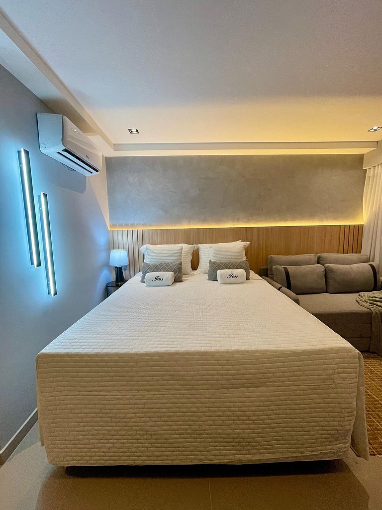 Flat 110 - Alto Padrão Beach Haus - by Jess