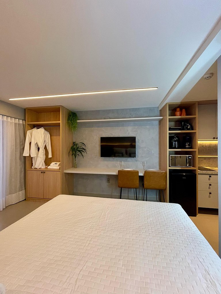 Flat 110 - Alto Padrão Beach Haus - by Jess