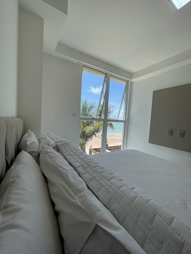 207B - Luxuoso Apto de 3 Quartos - Frente pro Mar no Branco