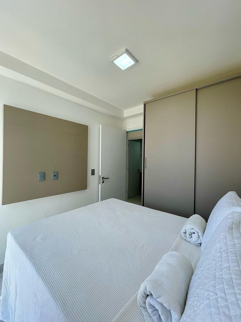 207B - Luxuoso Apto de 3 Quartos - Frente pro Mar no Branco