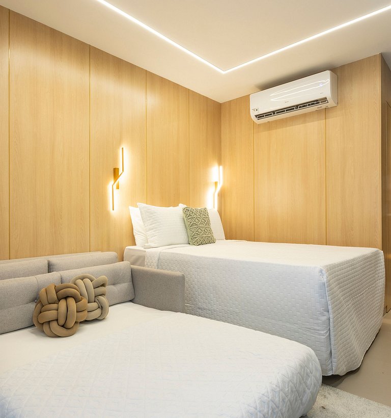 Flat 16 - Alto Padrão Beach Haus - by Jess