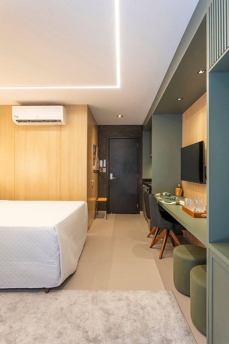 Flat 16 - Alto Padrão Beach Haus - by Jess