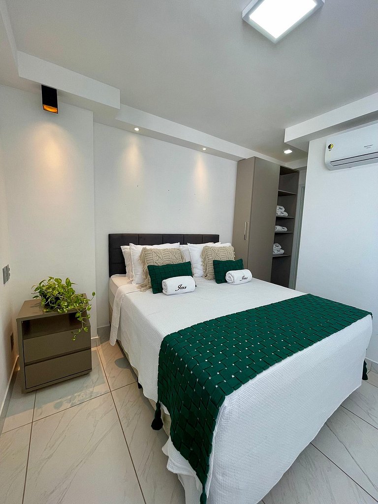 306A - Apto Alto Padrão - Pé na areia Branco Haus