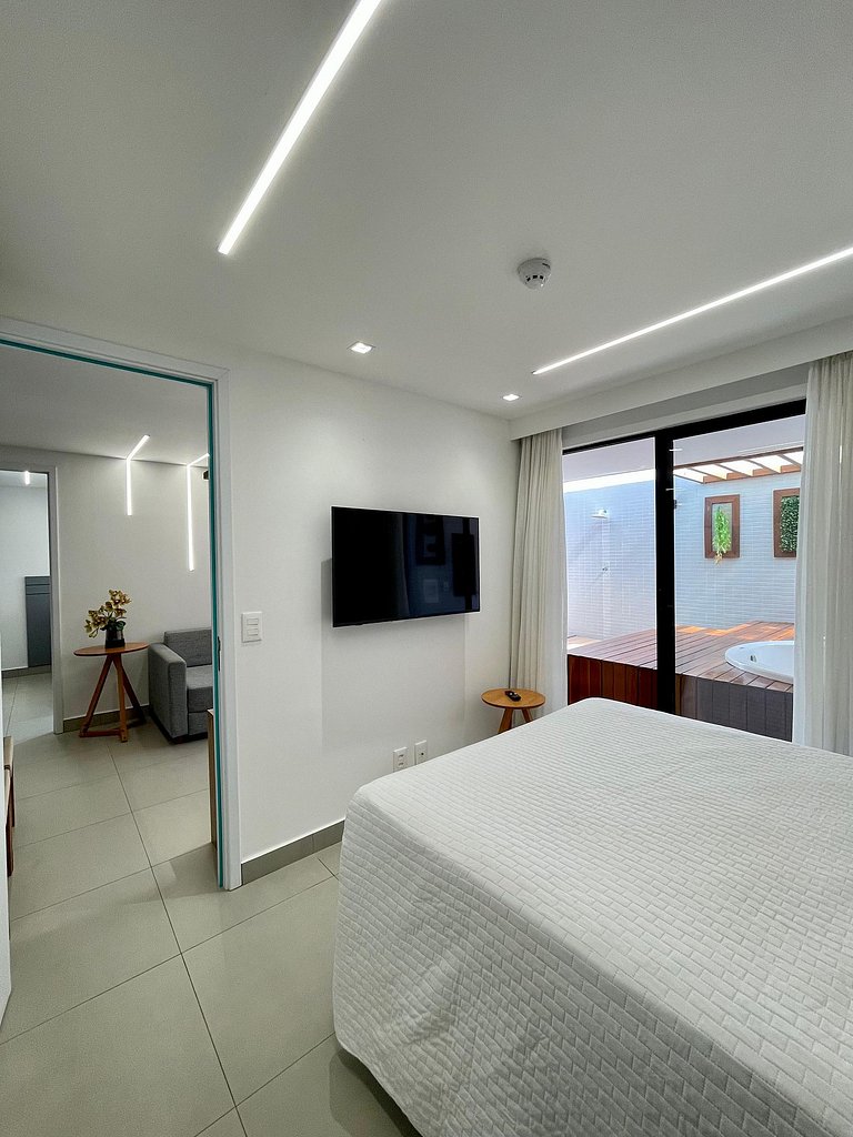 02 Luxo com Banheira, Pé na Areia Altamare by Jess