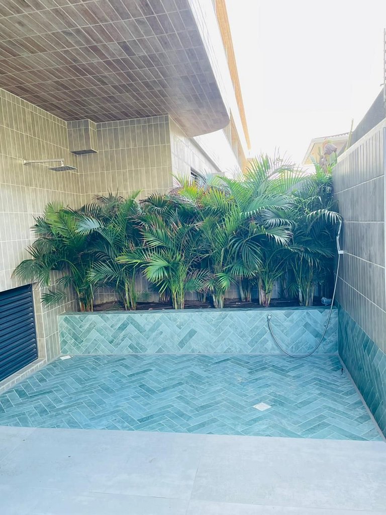 Flat 217 - Luxo Garden Haus - by Jess