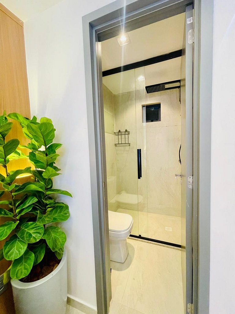 Flat 24 - Luxo Garden Haus - by Jess