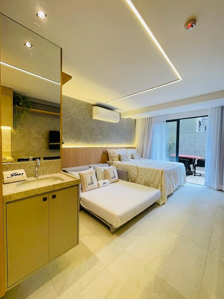 Flat 13 - Luxo Garden Haus - by Jess