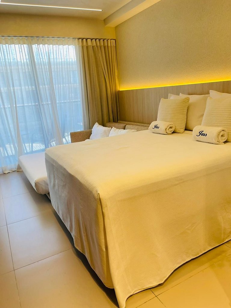 Flat 323 - Alto Padrão Beach Haus - by Jess