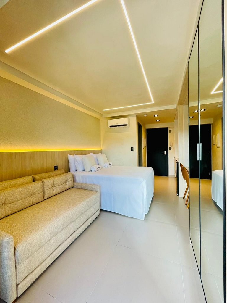 Flat 323 - Alto Padrão Beach Haus - by Jess