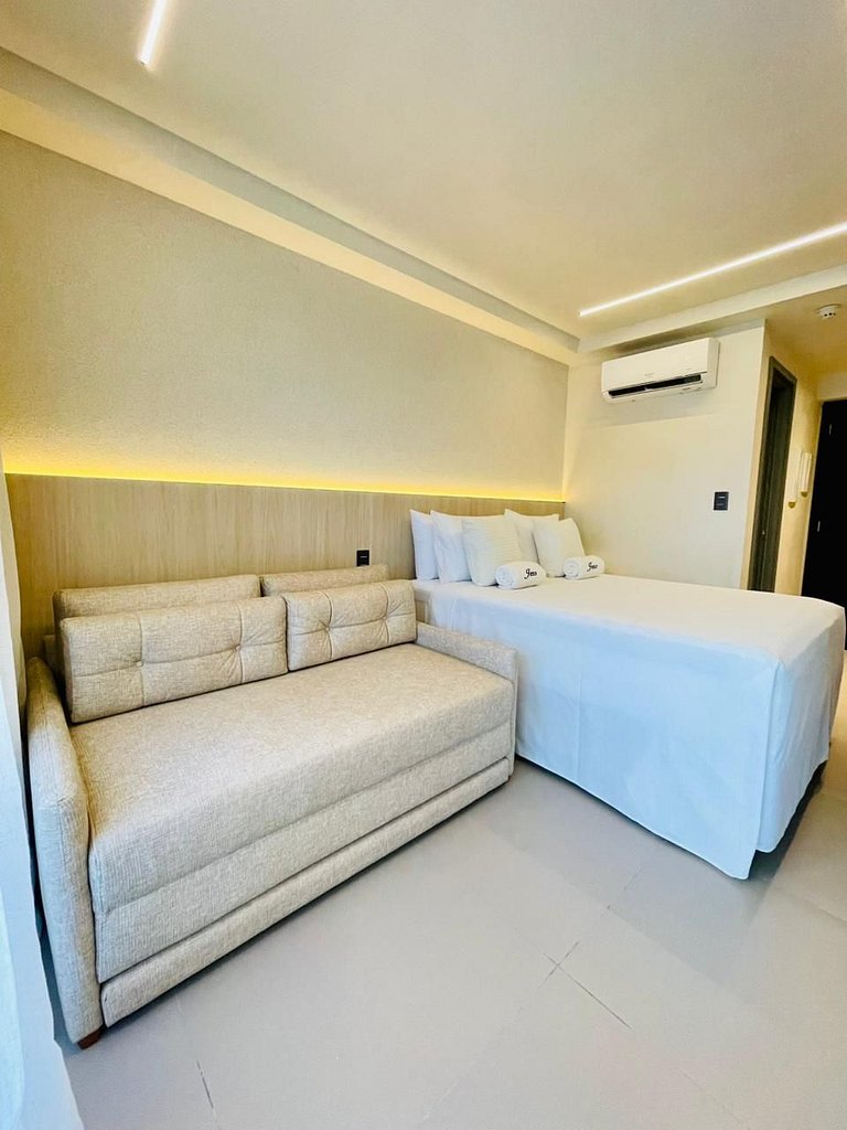 Flat 323 - Alto Padrão Beach Haus - by Jess