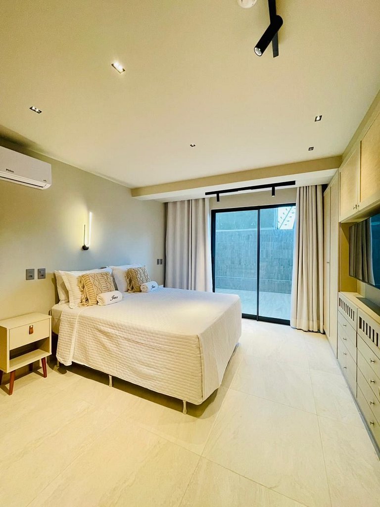 Flat 21 - Luxo Garden Haus - by Jess