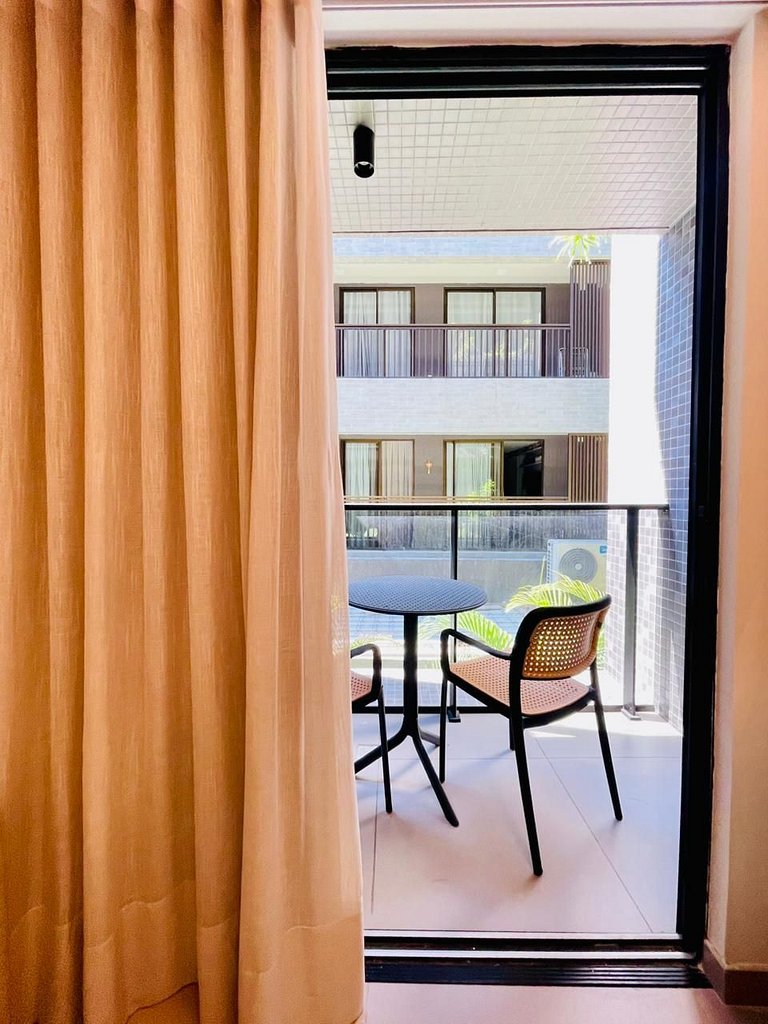 Flat 128 - Alto Padrão Beach Haus - by Jess